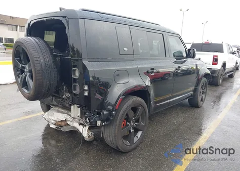 2023 Land Rover Defender 110 X z USA, uszkodzony, nr VIN SALEX7EU3P2193015